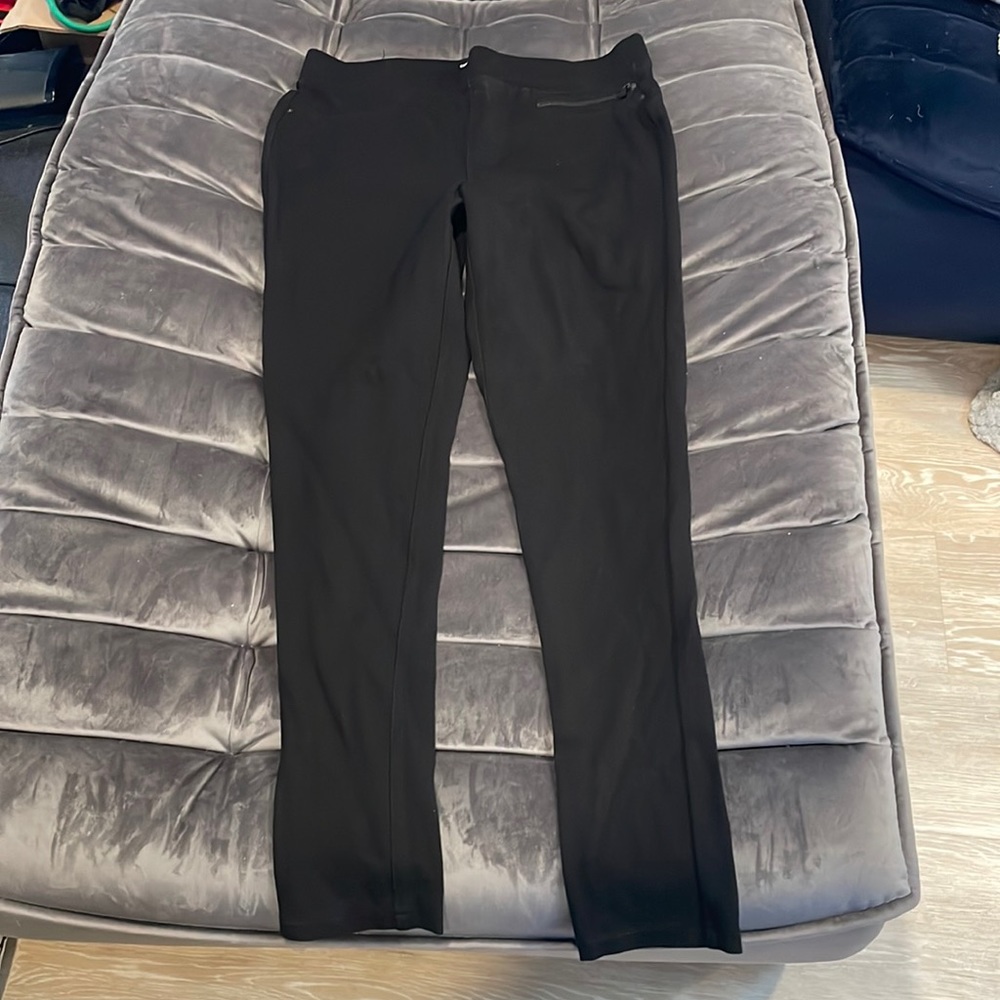 DKNY Jeans
